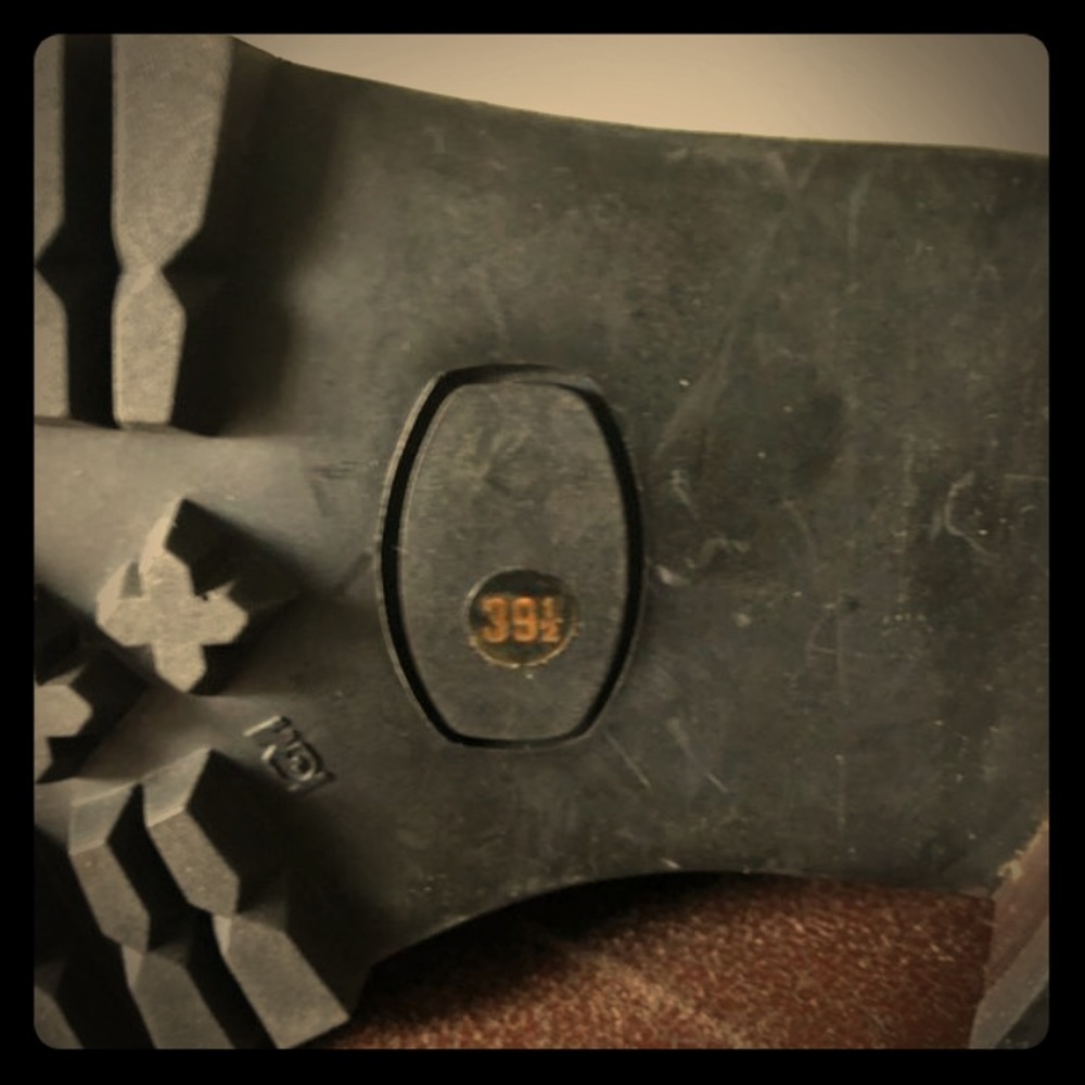 Prada brown leather combat boots - Picture 2 of 4